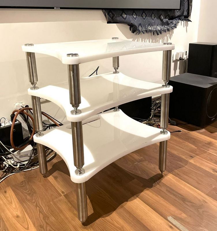 Allegra Hi-Fi Equipment Rack Premium Plexi Acrylic & Stainless Steel Audiophile Rack, Capacity : 75 Kgs Per Shelf