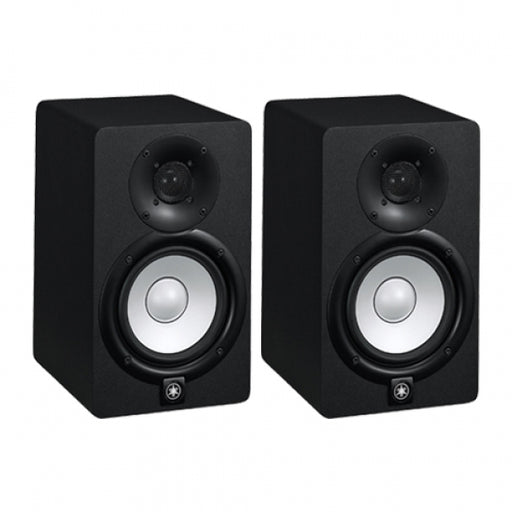 Yamaha HS5 2way Powered Studio Monitor With 5" Woofer and 1" Tweeter (Black)