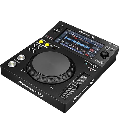 Pioneer  XDJ 700  Compact Digital Deck - Rekordbox Compatible - Pair