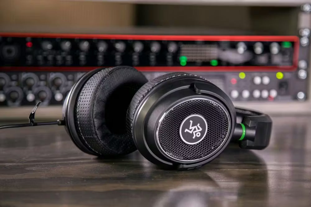 Mackie MC-450 Professional Open-back Headphones - Audiomaxx India