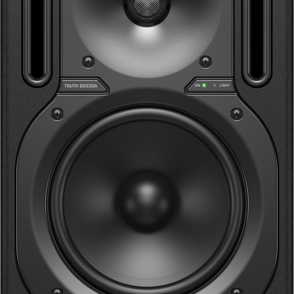 Behringer TRUTH B2030A High-Resolution, Active 2-Way Reference Studio