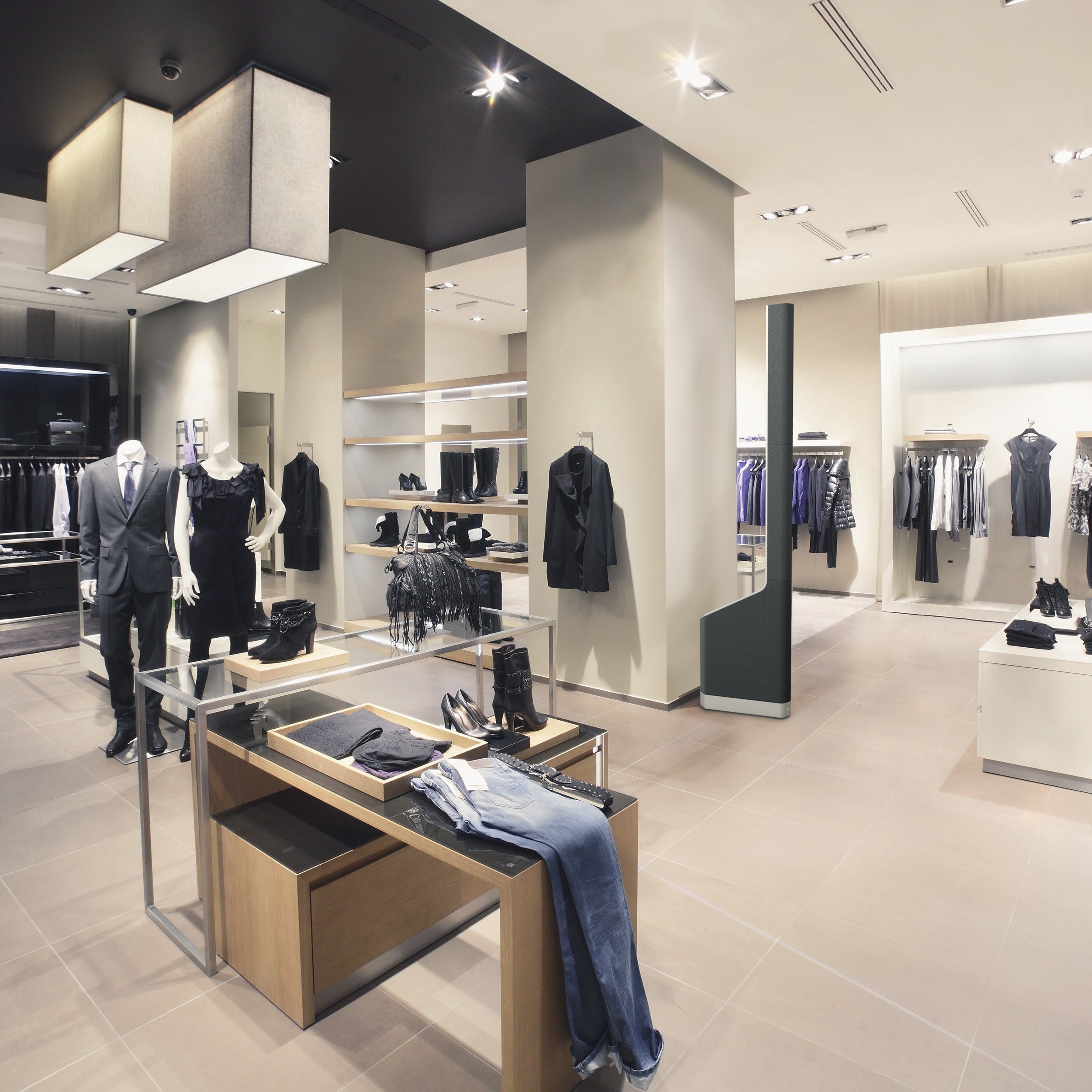 LD Systems LDMAUIP900B Owered Column PA System 2800W by Porsche Design Studio in Graphite - Each
