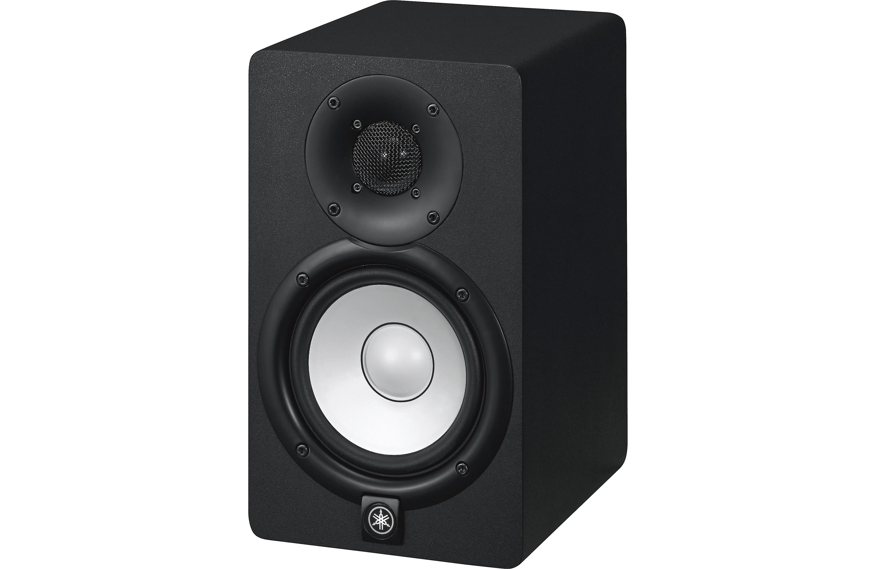 Yamaha HS5 2way Powered Studio Monitor With 5" Woofer and 1" Tweeter (Black)